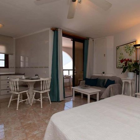 Parque Santiago II 269 - Studio With Sea And Pool Views Playa de las Américas Dış mekan fotoğraf